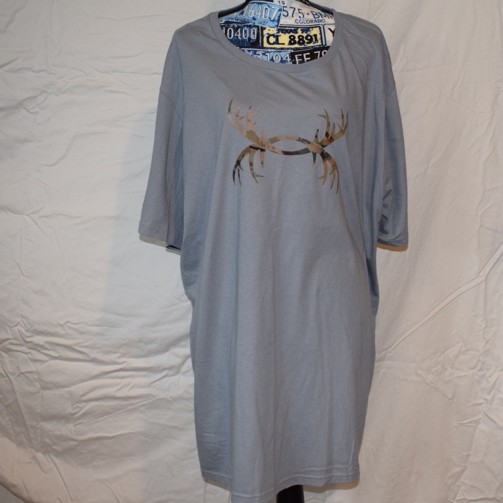 Brand New Men's Under Armour Gray Loose fit Tshirt